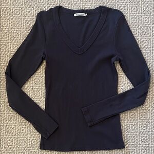 Michael Stars O/S Charcoal Black V-Neck Long Sleeve Top